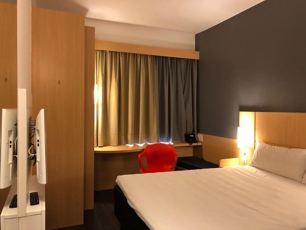 Hotel Ibis Manaus Aeroporto Esterno foto