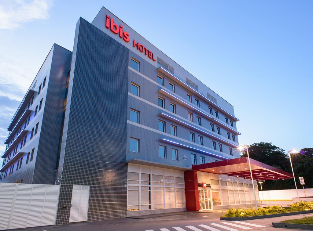 Hotel Ibis Manaus Aeroporto Esterno foto