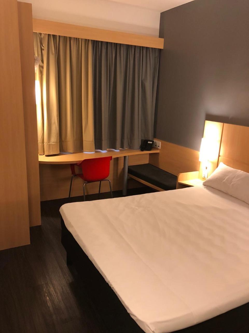 Hotel Ibis Manaus Aeroporto Esterno foto
